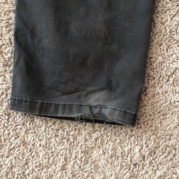 Bundle of two pairs of gray pants - Picture 8 of 11